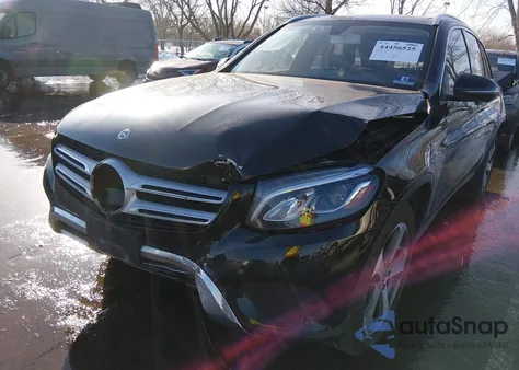 2019 Mercedes-Benz Glc 300 4Matic z USA, uszkodzony, nr VIN WDC0G4KB5K1001461
